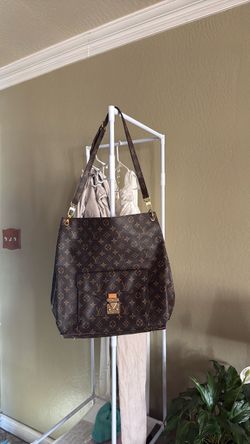 Louis Vuitton Monogram Hobo Shoulder Bag