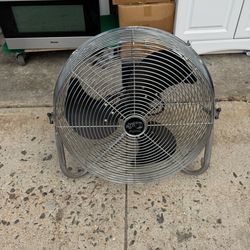 Hampton Bay High Velocity Air Circulator floor fan