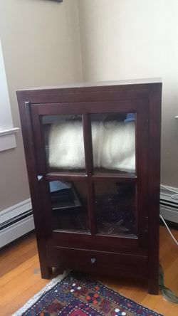 Cabinet with 4 pane window door