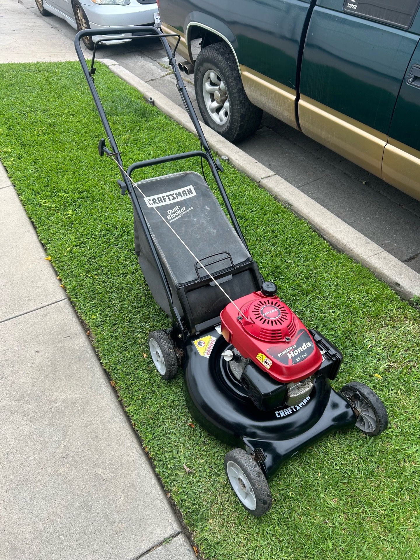 Honda Craftsman Push Lawn Mower for Sale in South Gate, CA - OfferUp