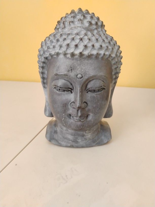 Buddha Head 