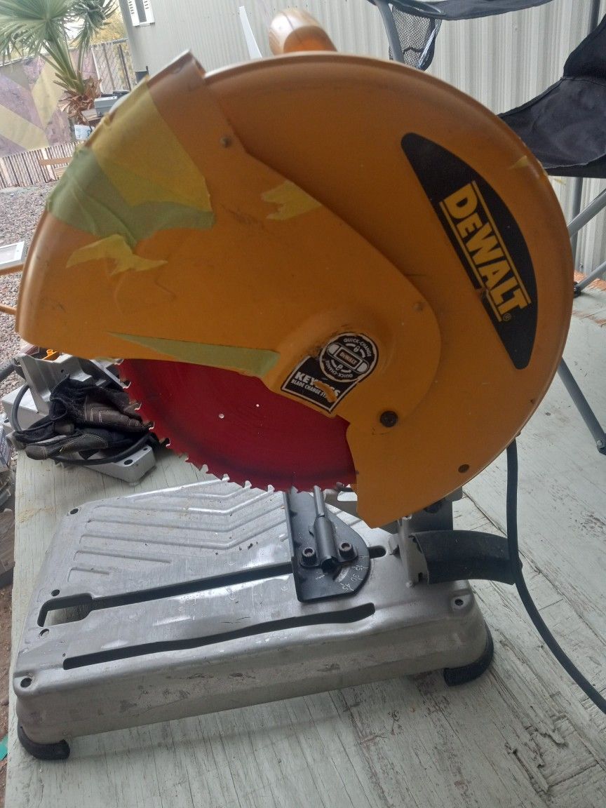 DEWALT CHOP SAW