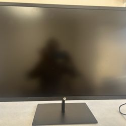 32 Inch HP Monitor 