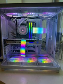 White Gaming PC / RTX5070 / Ryzen5 7600x3D / DDR5 32GB /