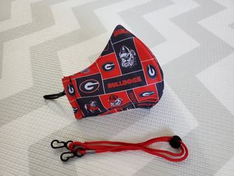University of Georgia Bulldogs Face Mask & Lanyard 2 pc set