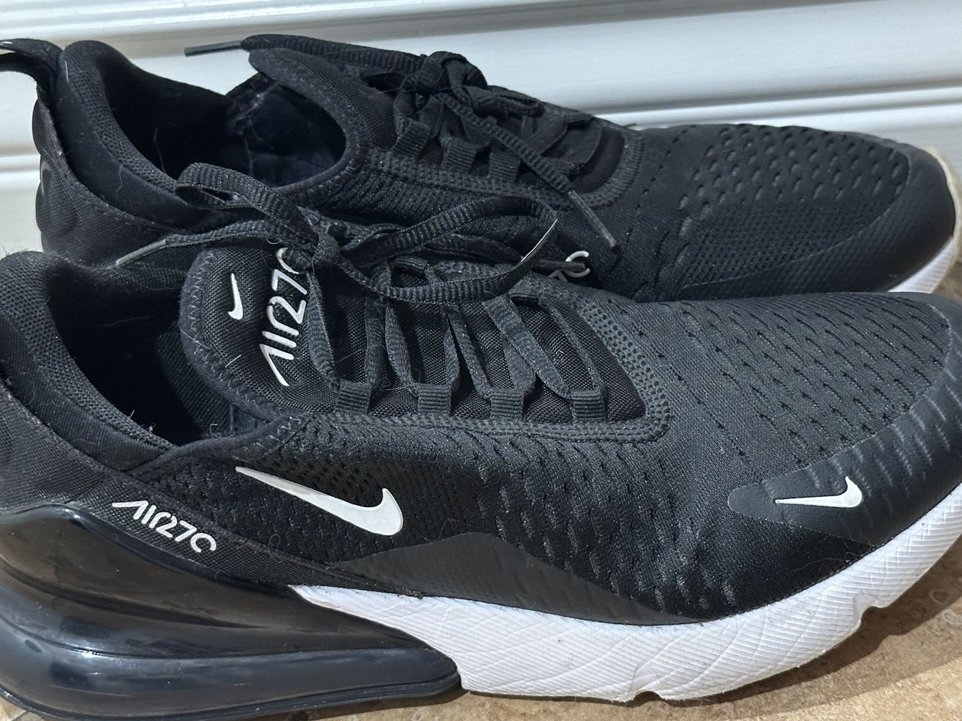 Nike Air Max 270, Women’s Size 10.5