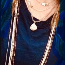 Stunning Multi Strand Transformable Necklace – NEW in Box