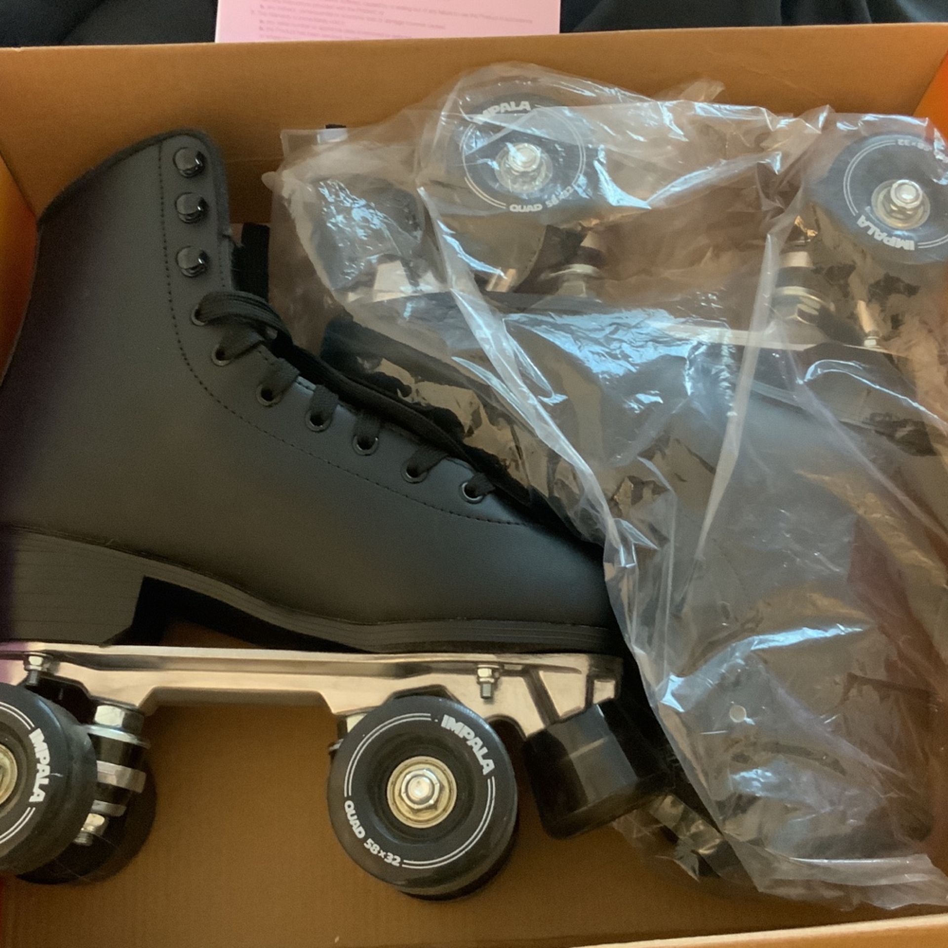 Roller Skates Black Matte Impala