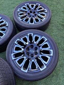 22 inches wheels Chevy Silverado GMC Sierra Denali