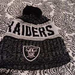 New RAIDERS Beanie
