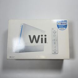 Nintendo Wii Console + An Original Box & Accessories
