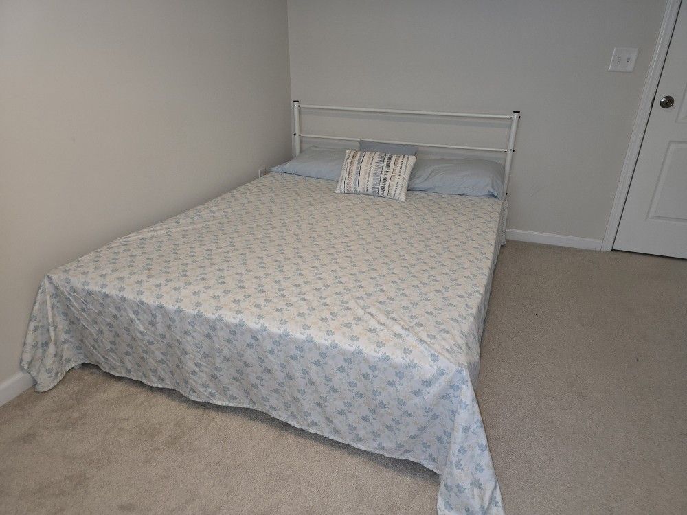 Queen Size Metal Platform Bed With Headboard And Foot board. 