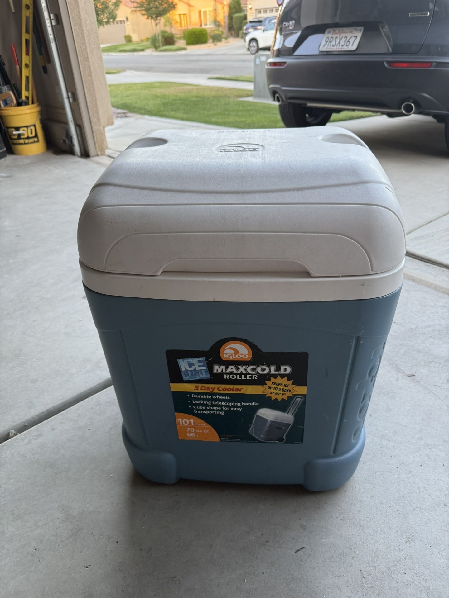 70 Qt Cooler