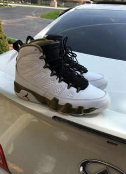 Jordan 9 statues retro