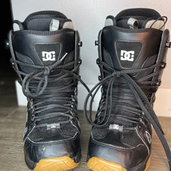 Snowboard boots size 9.5 men 