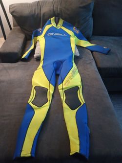 Size medium O'Neal full suit in new condition