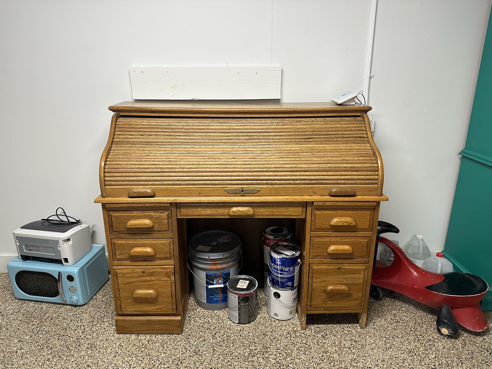 Solid Oak Antique Roll Top Desk - Great Condition!