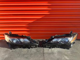 2018 - 2024 Toyota Camry Headlight Right -Left Black Oem