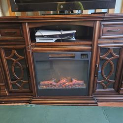 Electronic Fireplace/ TV Stand.
