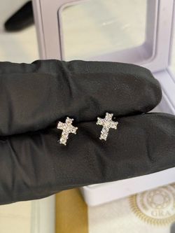 Small Cross 925 Moissanite earrings, sterling silver. GRA certified. With twist on backs. #earrings #jewelry