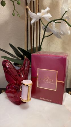 Carolina Herrera La Bomba
