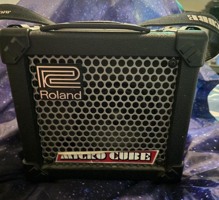 Roland Micro Cube Amp (AC Adapter ✓)
