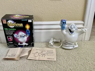 VNTG 1997 TRENDMASTERS HallowScream COLLECTION GHOST CANDELABRA (READ)