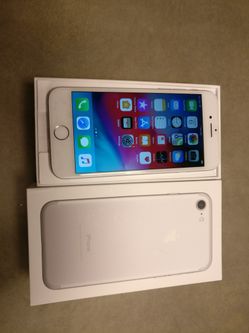 iPhone 7 factory unlocked