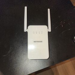 Netgear Powerline WiFi 1000 Model PLW1000