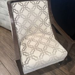 Accent Chair. Almost NEW!