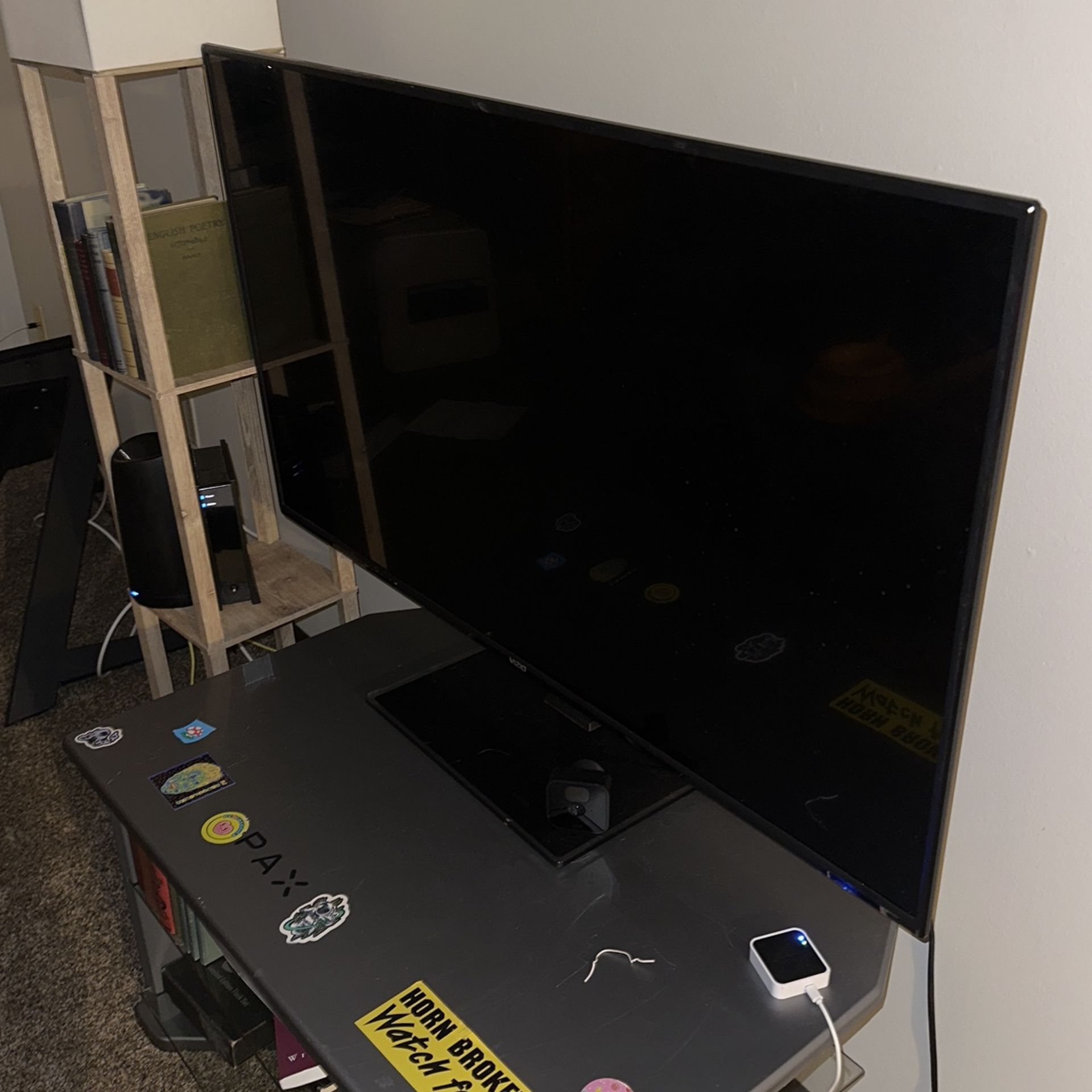 Vizio TV-40 Inch