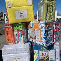 Queen and king brand new sheets, $20 a pack