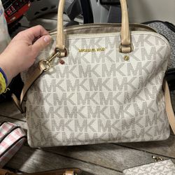 Michael Kors Crossbody Purse 