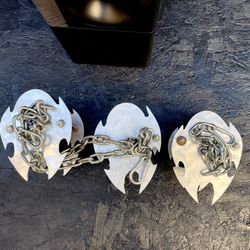 Bose 4 Speaker surround sound set with aluminum beetle hanging displays