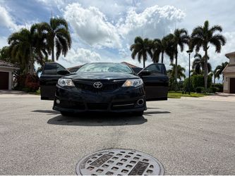 Toyota Camry 2014