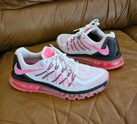 Women's Nike Air Max 2015 White pink Pow SIZE 10 WOMEN or SIZE 8.5 MEN