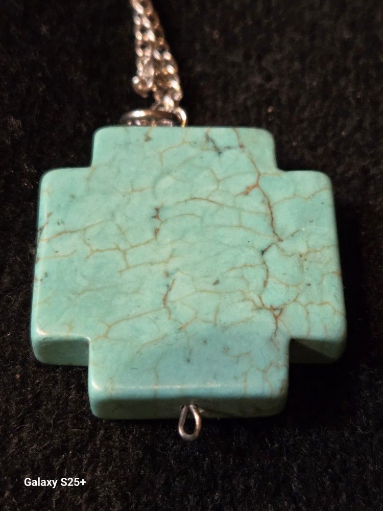 Arizona torquoise pendant