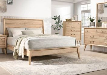 Marrin natural queen bed