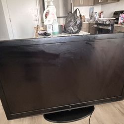 60inch Flat Screen WESTINGHOUSE