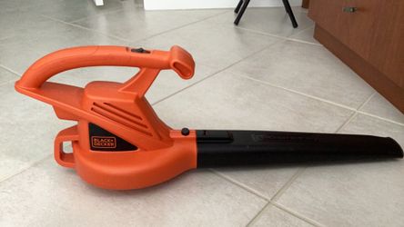 Black & Decker Electric Leaf Blower
