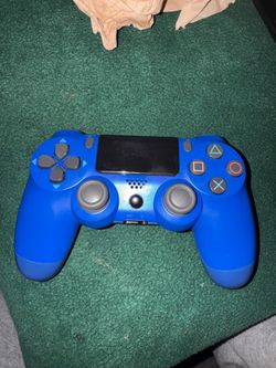 2 ps4 controllers