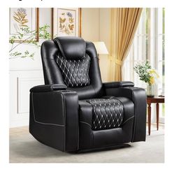 BRAND NEW RECLINER