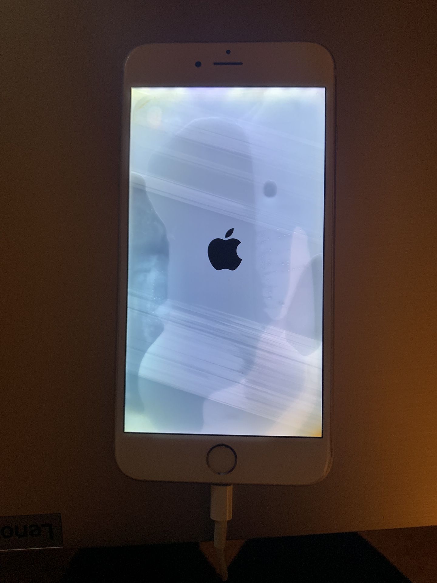 Apple iPhone 6S A1687 white silver - FOR PARTS ONLY