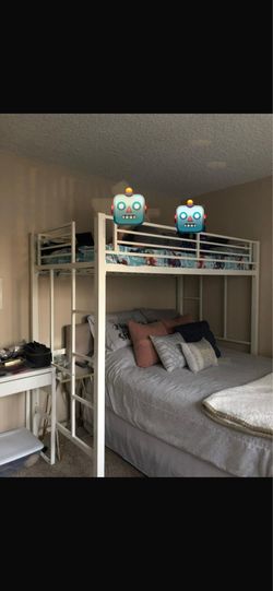 Costway Twin Size Loft Bed Heavy Duty Metal Loft Bed Frame with Safety Guardrail White