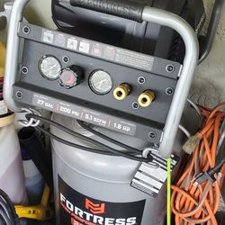Fortress 27 gallon air compressor 