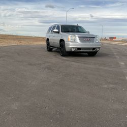 GMC  Yucon Denali  2011 For Sale