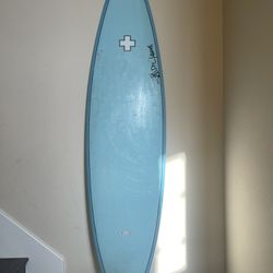 Surfboard no scratches and accessories 6’8”