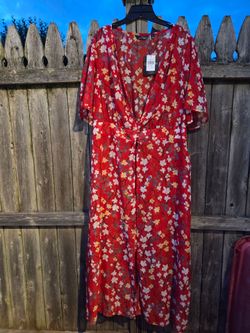 Mlle Gabrielle Red Floral Midi Dress with Tags