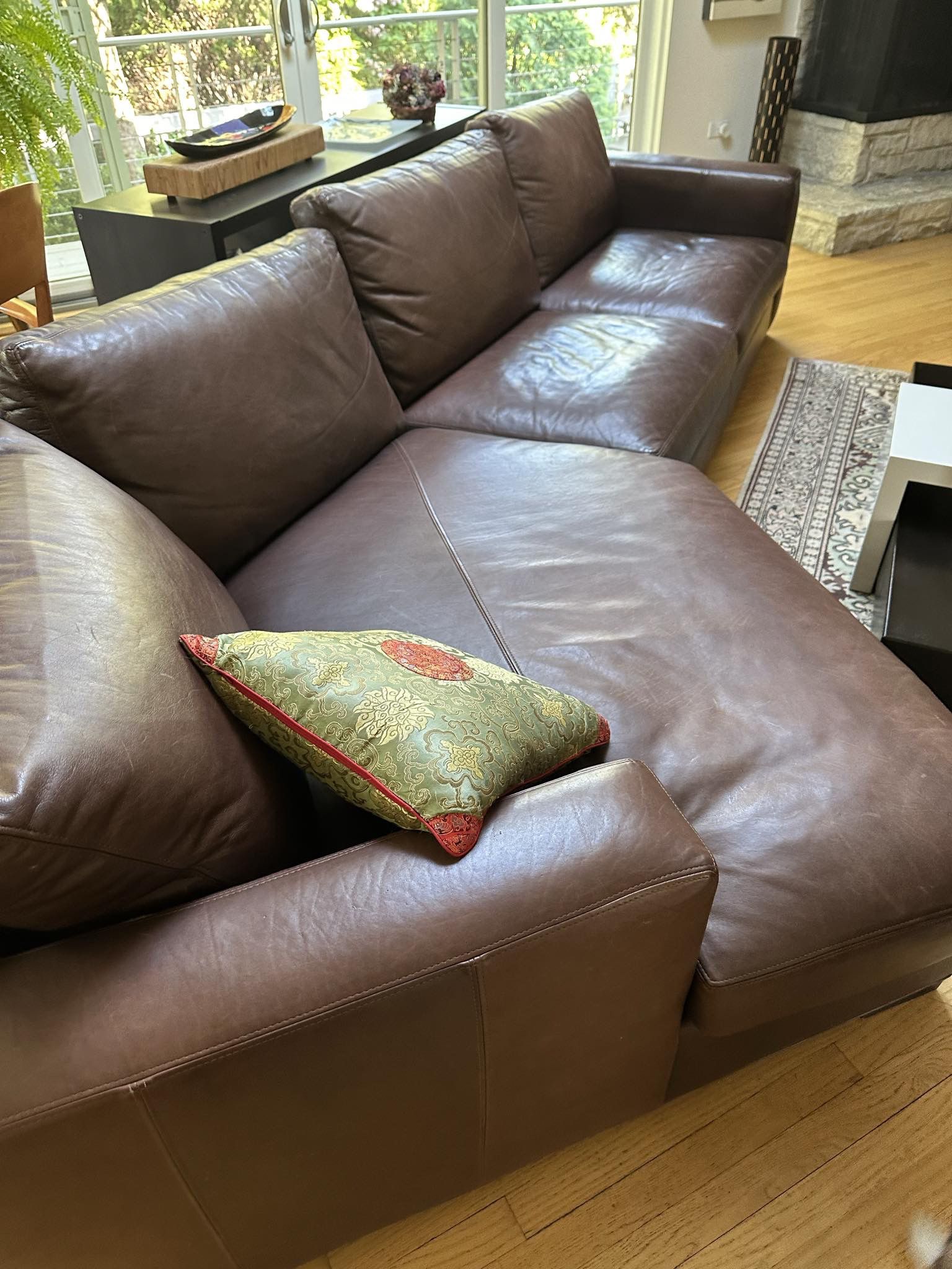 Brown Leather Sectional Sofa 
