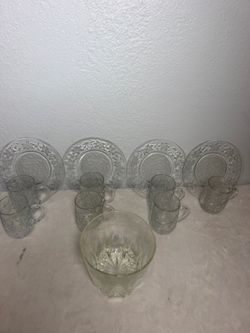 Vintage Princess House set: 4 plates, 7 cups, and an ice bucket